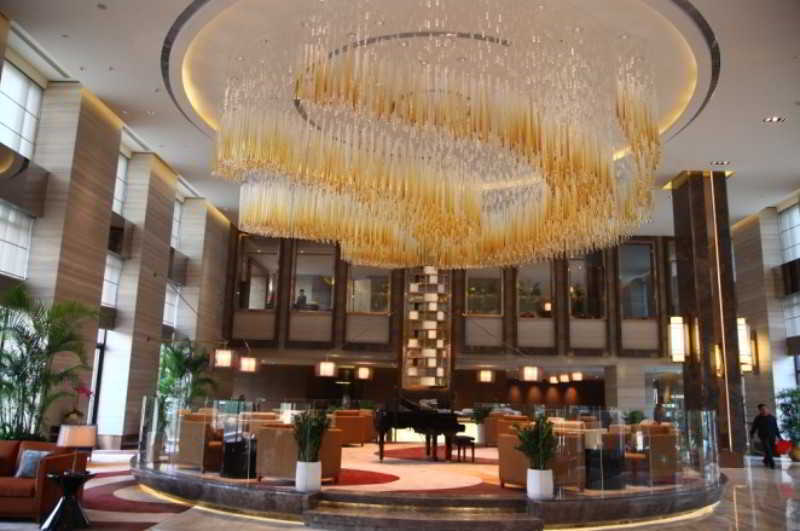Holiday Inn Shanghai Hongqiao, An Ihg Hotel Exterior photo